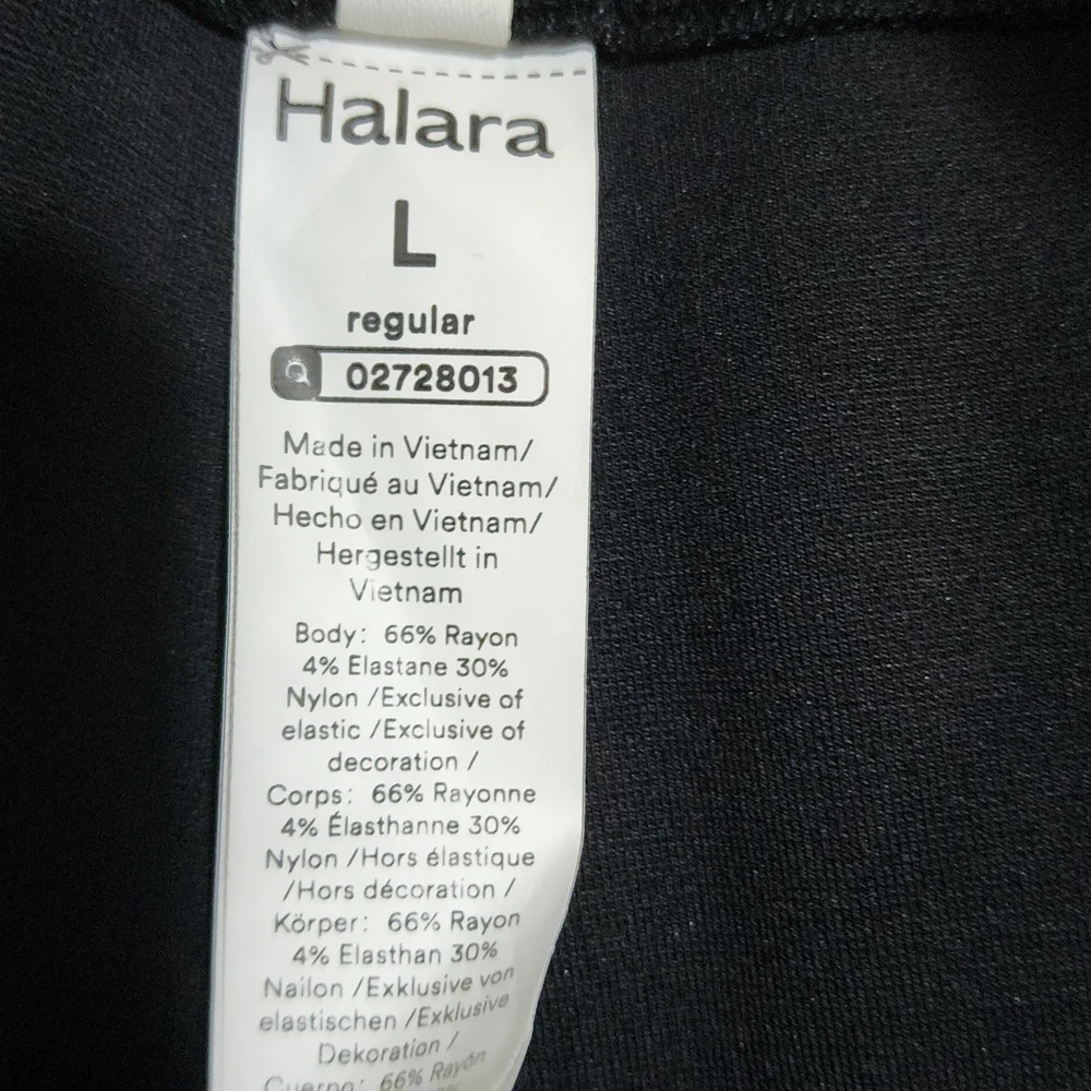 HALARA Black Leggings - Picture 8 of 9